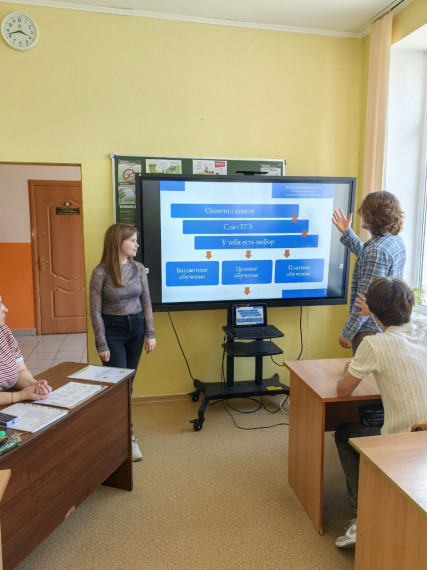 Проведение информационной кампании по вопросу приема на целевое обучение в 2025 году.